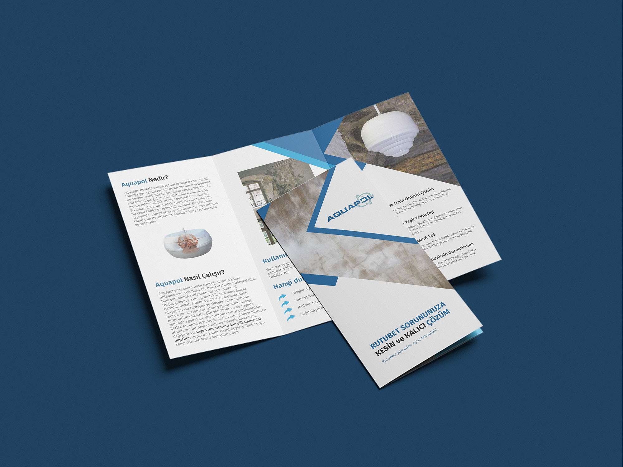 Aquapol Tri-fold Broşür Tasarımı Mockup
